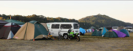 V-shaped Auto Campsite